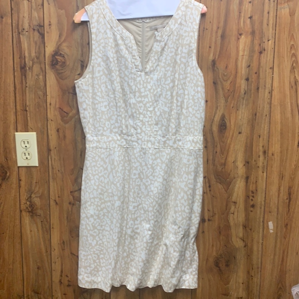 Summer linen dress from Banana Republic